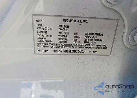 2021 Tesla Model Y z USA, uszkodzony, nr VIN 5YJYGDEE2MF294292